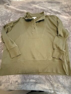 Time and Tru Olive Green Zip-Up Collar Men's Sweater
